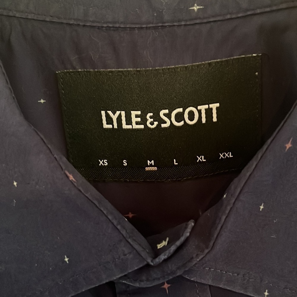 Lyle and Scott navy blue short sleeve shirt men’s medium - Picture 3 of 4